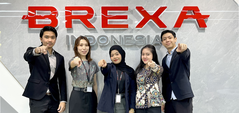 Didukung oleh Grup Global yang Stabil